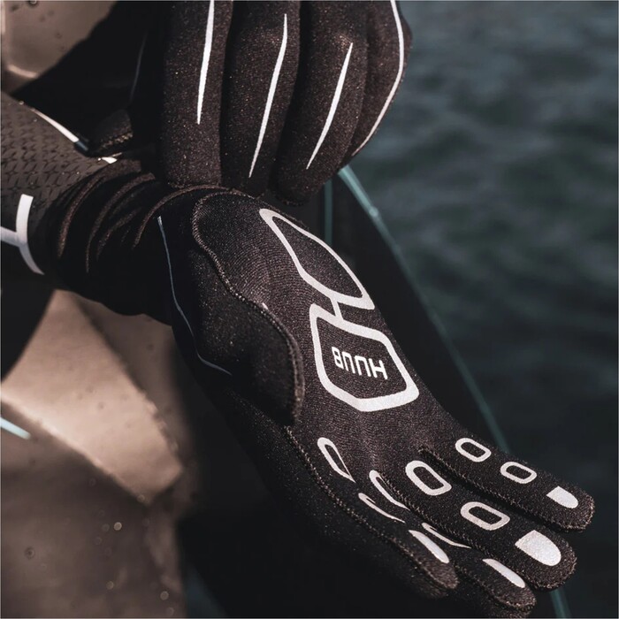 2024 Huub 3mm Wetsuit Swim Gloves A2-SG19 - Black / Silver